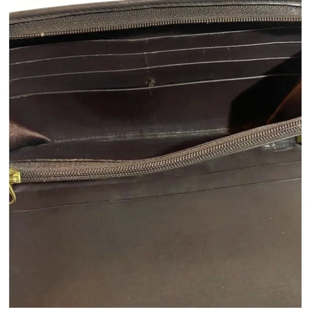 Coach vintage brown leather wallet/ clutch